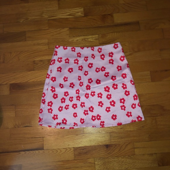 Floral mini skirt - Picture 1 of 2